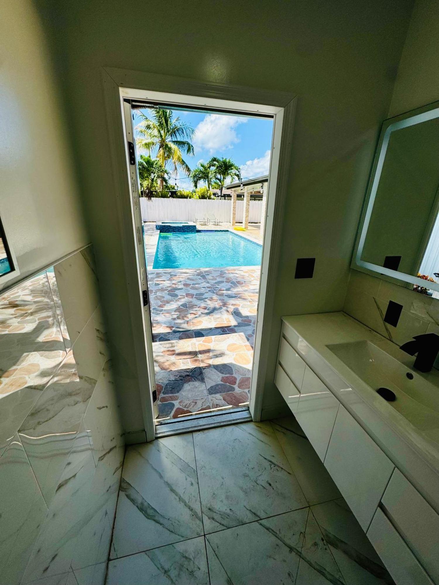 Heated Pool Hot Tub Miami Villa Ngoại thất bức ảnh
